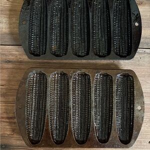 Lodge Cast Iron Cornbread Pan